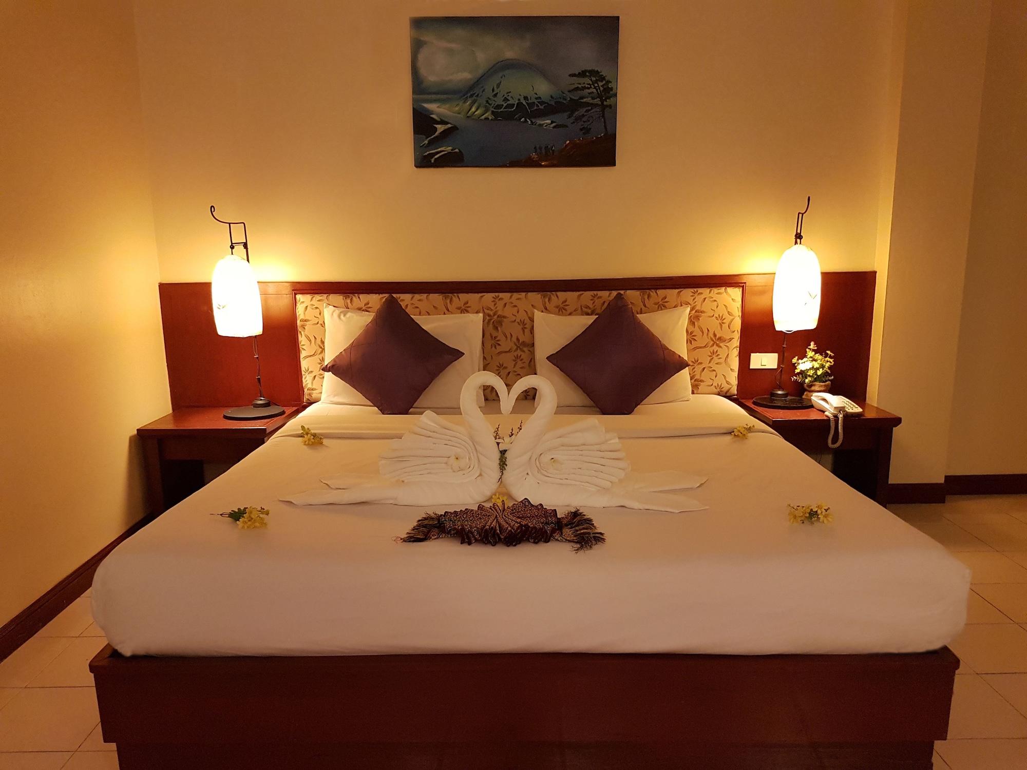 Phuket Bauman Ville Hotel מראה חיצוני תמונה