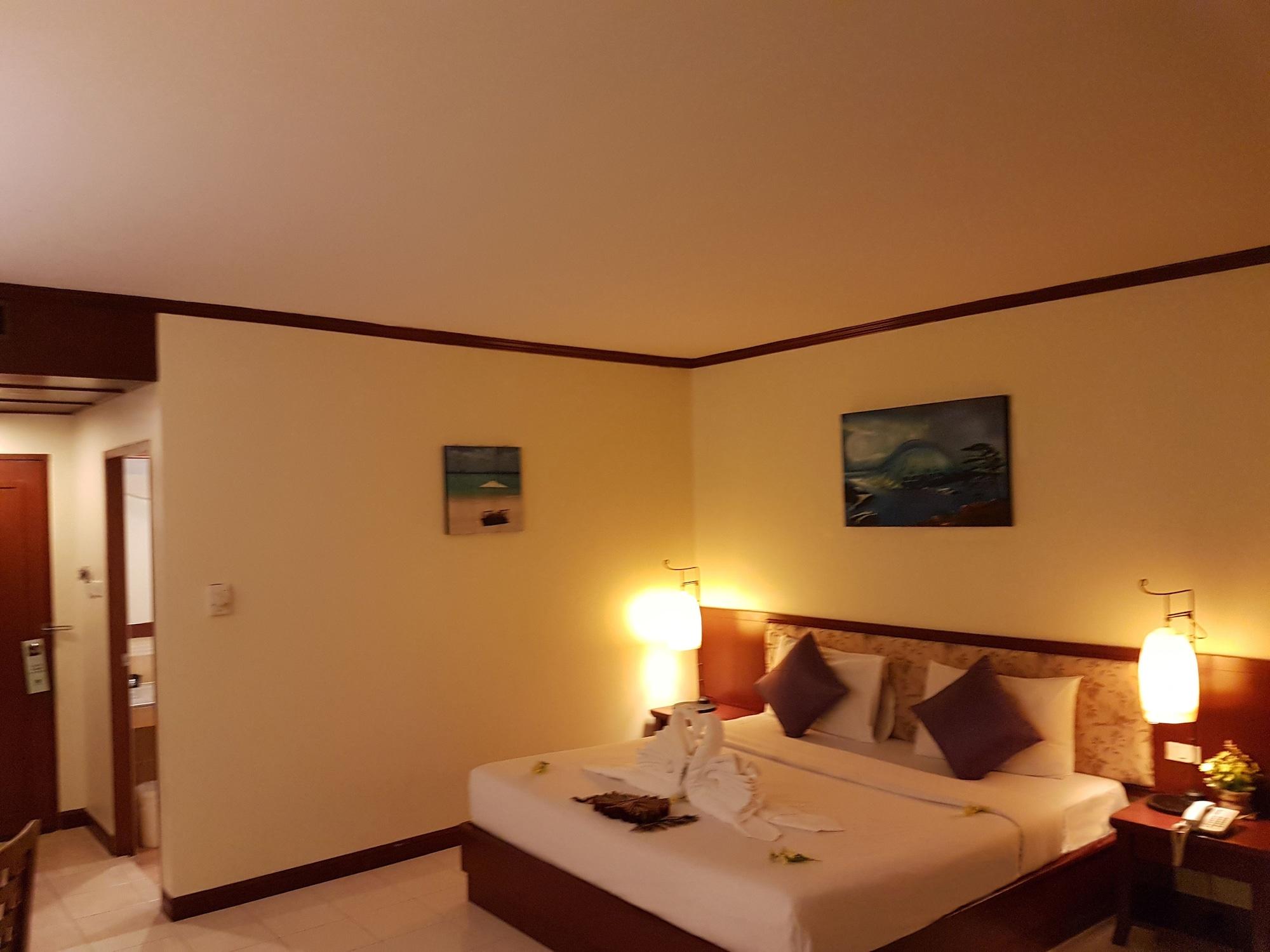 Phuket Bauman Ville Hotel מראה חיצוני תמונה