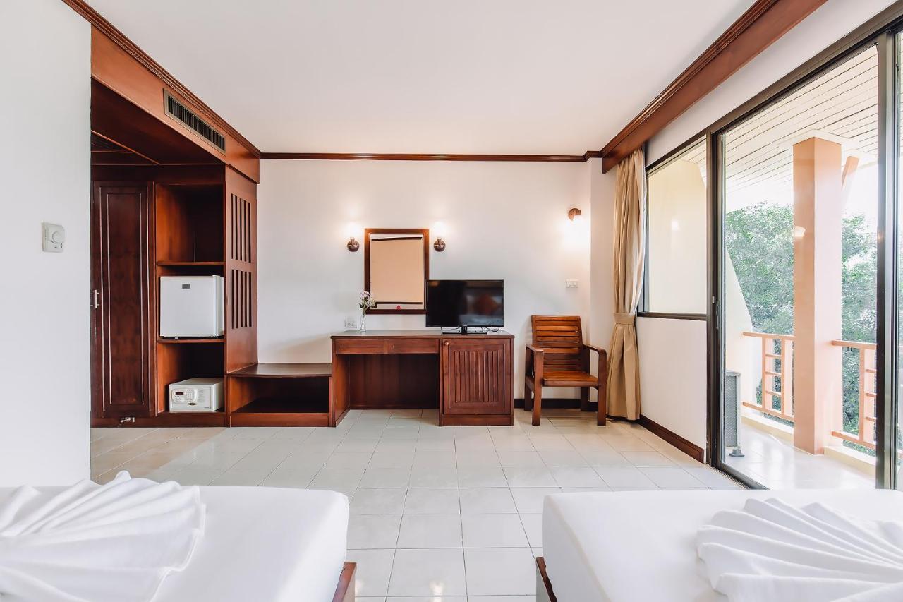 Phuket Bauman Ville Hotel מראה חיצוני תמונה